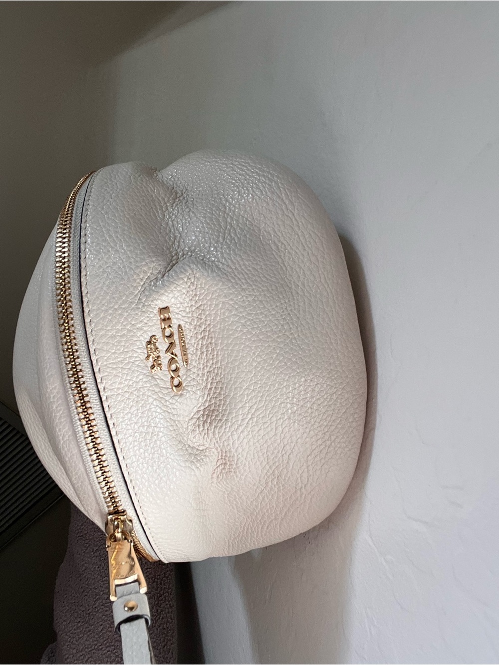 Coach Cream Pebbled Leather Crossbody Belt Bag with Gold Hardware - Picture 5 of 8